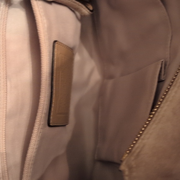 Coach Tan Leather Shoulder Bag - Picture 8 of 8